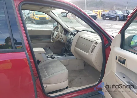 2011 Ford Escape Xlt из США, поврежденный, VIN 1FMCU9D76BKB21504